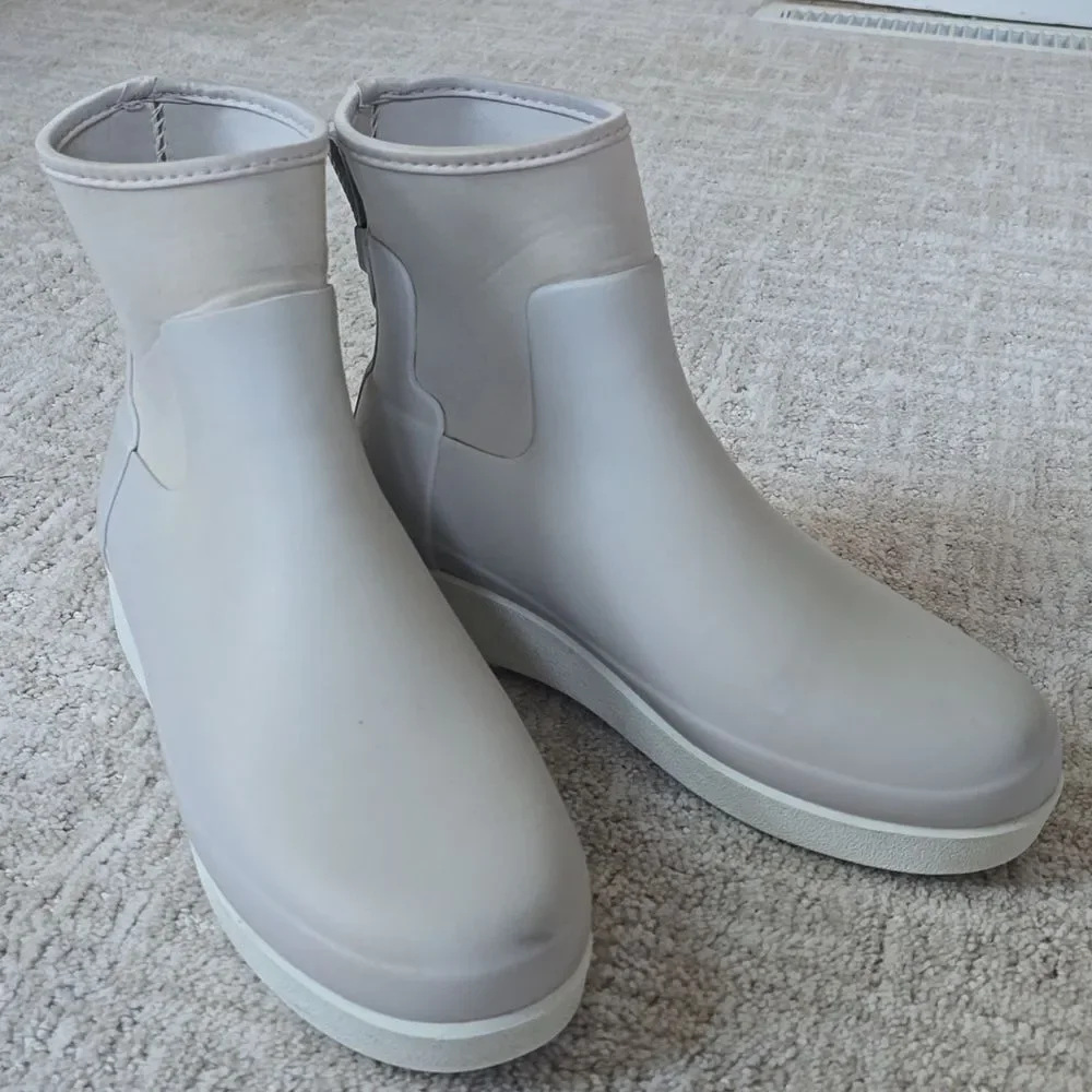 Hunter | Gray Ankle Rain Boots